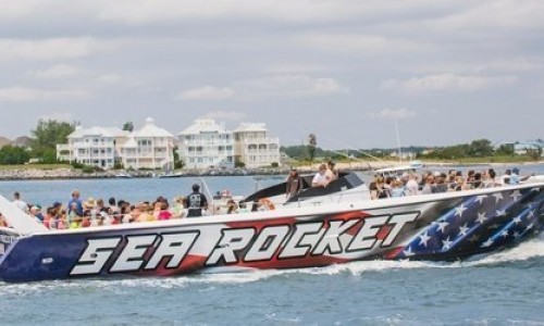 sea-rocket.jpg Speedboat Sea Rocket in Bay